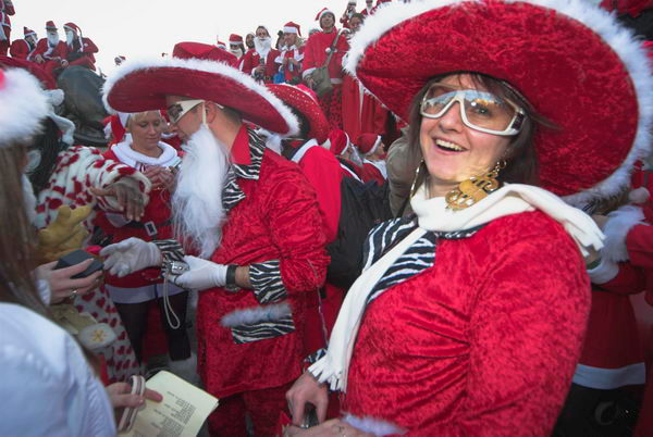 Santacon © Peter Marshall, 2006
