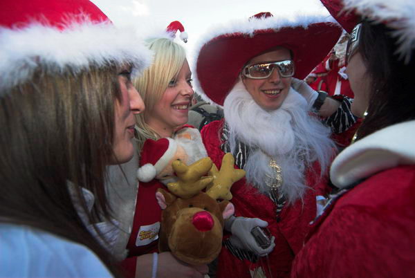 Santacon © Peter Marshall, 2006