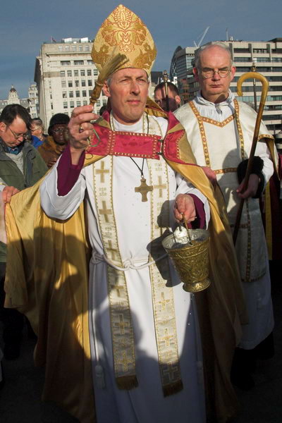 Blessing the Thames © Peter Marshall, 2007