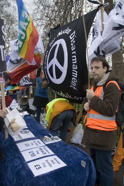 Stop Trident, Troops out of Iraq © 2007, Peter Marshall