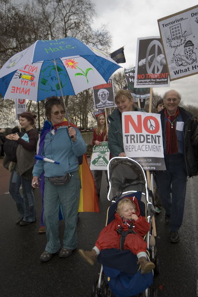 Stop Trident, Troops out of Iraq © 2007, Peter Marshall