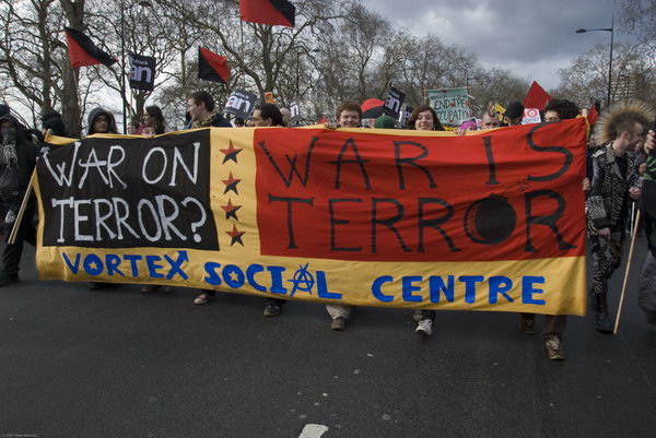 Stop Trident, Troops out of Iraq © 2007, Peter Marshall