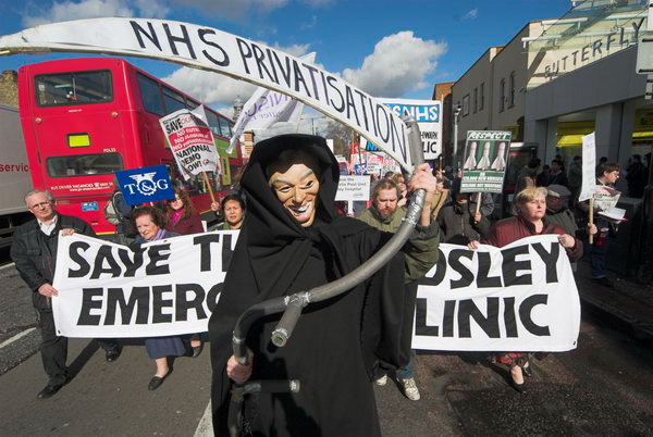 Grim Reaper - NHS Privatisation © 2007, Peter Marshall