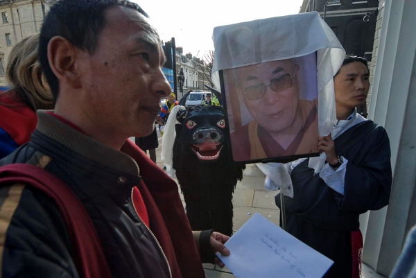 Free Tibet © 2007, Peter Marshall