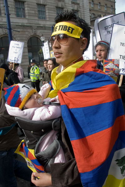 Free Tibet © 2007, Peter Marshall
