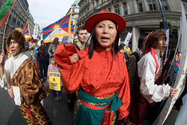 Free Tibet © 2007, Peter Marshall