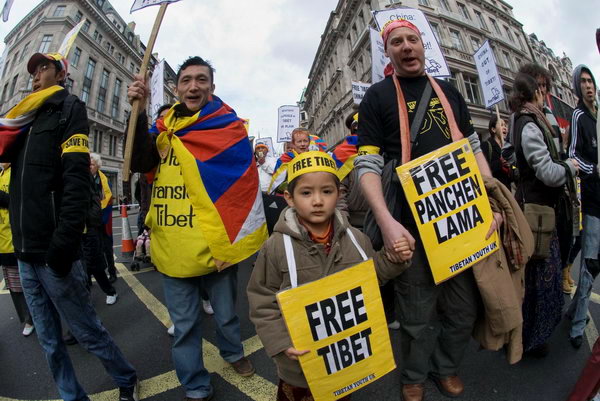 Free Tibet © 2007, Peter Marshall