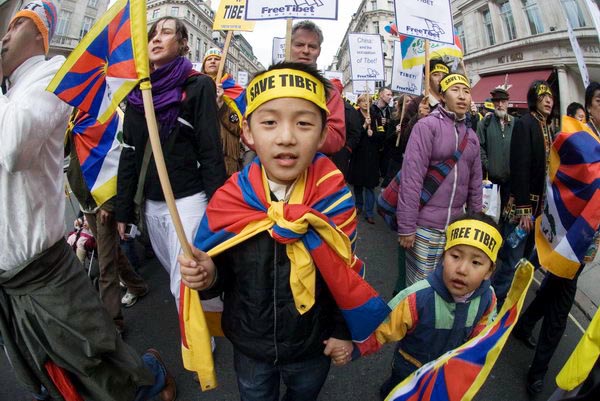 Free Tibet © 2007, Peter Marshall