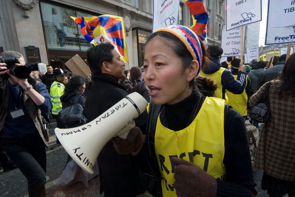 Free Tibet © 2007, Peter Marshall