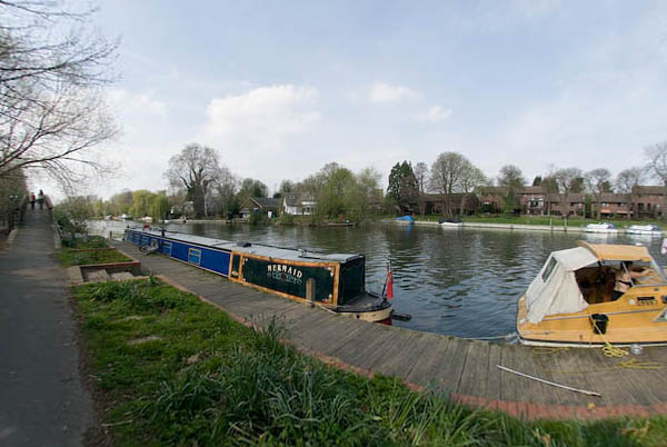 Staines © 2007, Peter Marshall