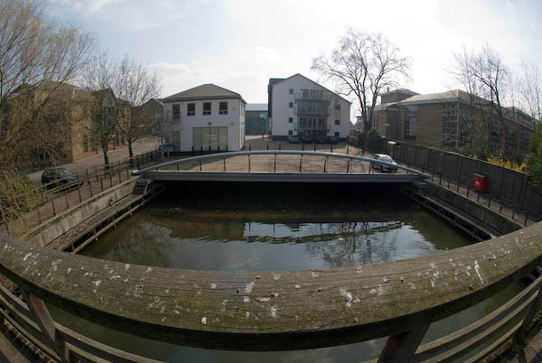 Staines © 2007, Peter Marshall