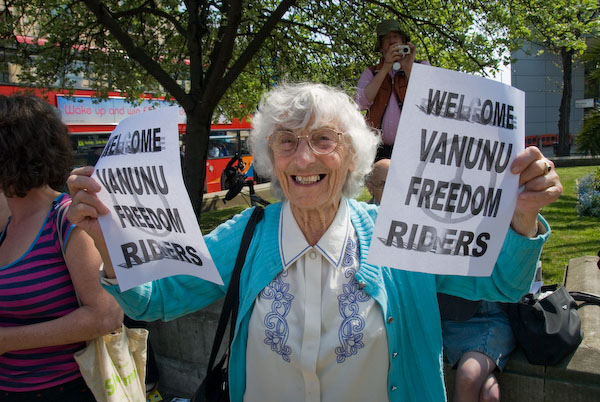 Vanunu Freedom Ride. © 2007, Peter Marshall