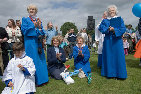 Walton-on-the-Hill May Pageant © 2007, Peter Marshall