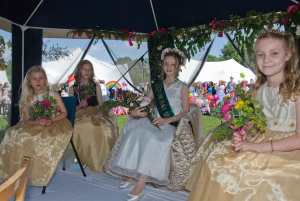 Walton-on-the-Hill May Pageant © 2007, Peter Marshall