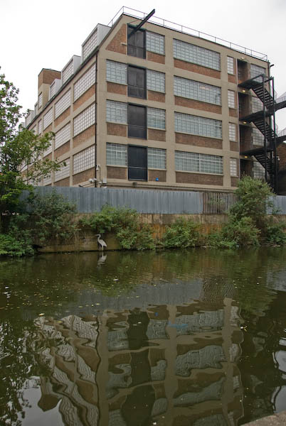 London's Canals © 2007. Peter Marshall