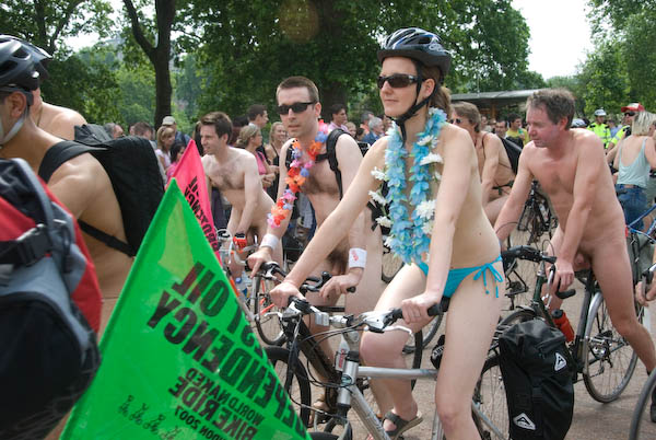 World Naked Bike Ride, London © 2007, Peter Marshall