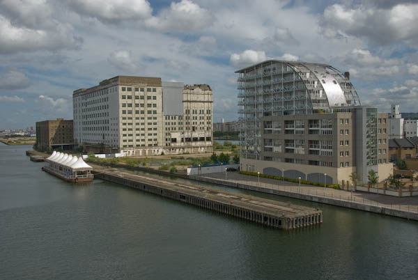 Canning Town © 2007, Peter Marshall