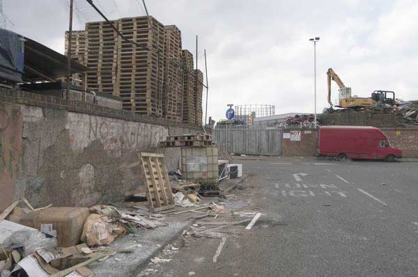 Bow Creek (C) Peter Marshall 2003-5