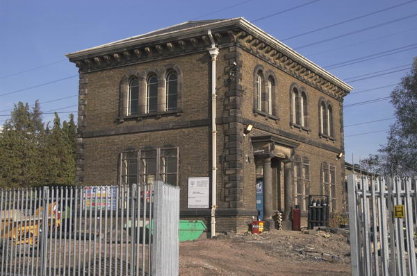 Waltham Abbey (C) 2004-5, Peter Marshall