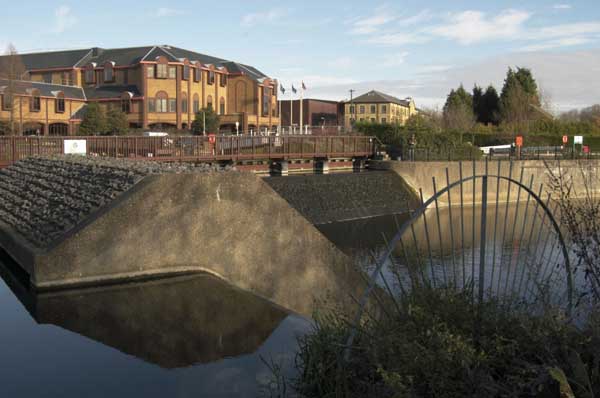 Hertford, (C) 2003-5, Peter Marshall