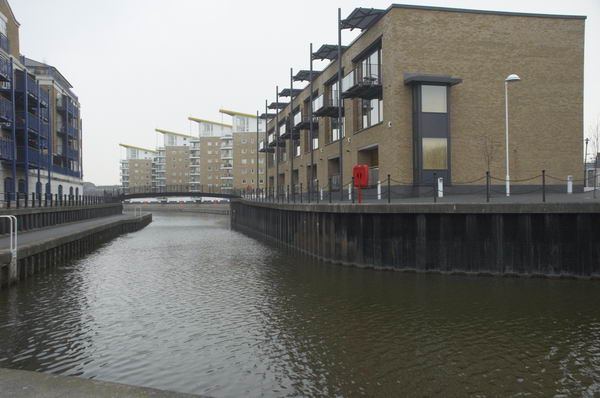 Limehouse: (C) Peter Marshall, 2003-2005
