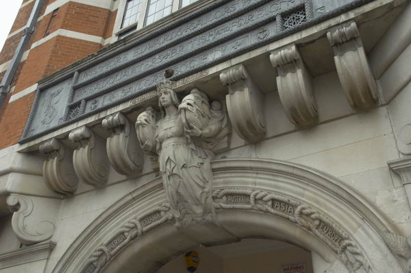 Limehouse: (C) Peter Marshall, 2003-2005