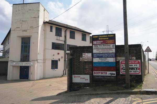 Stratford: (C) Peter Marshall, 2003-2005