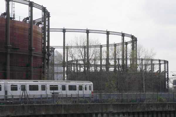 Stratford: (C) Peter Marshall, 2003-2005