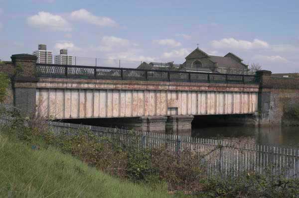 Stratford: (C) Peter Marshall, 2003-2005