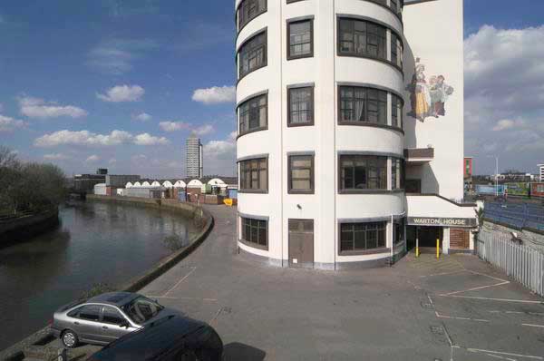 Stratford: (C) Peter Marshall, 2003-2005