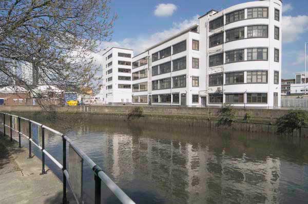 Stratford: (C) Peter Marshall, 2003-2005