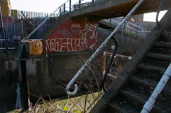 Stratford: (C) Peter Marshall, 2003-2005