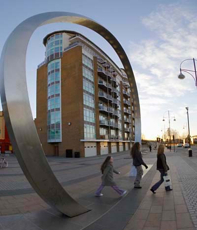 Stratford: (C) Peter Marshall, 2003-2005