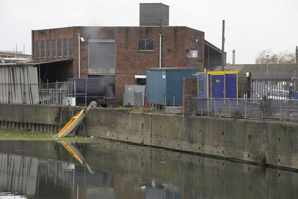 Stratford Marsh, London. (C) 2006, Peter Marshall