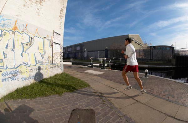 Hackney Wick: (C) Peter Marshall, 2003-2005