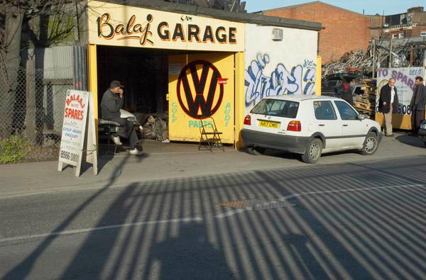 Hackney Wick: (C) Peter Marshall, 2003-2005