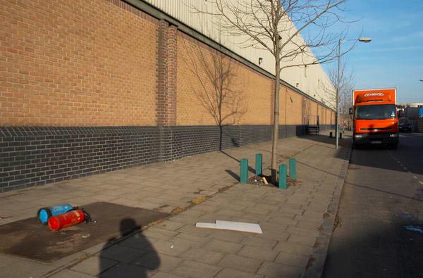 Hackney Wick: (C) Peter Marshall, 2003-2005