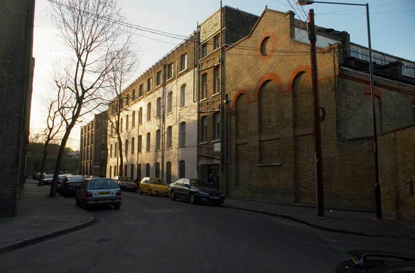 Old Ford: (C) Peter Marshall, 2003-2005