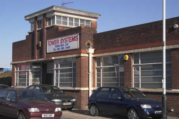 Tottenham, (C) 2003-5, Peter Marshall