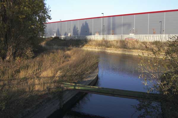 Tottenham, (C) 2003-5, Peter Marshall