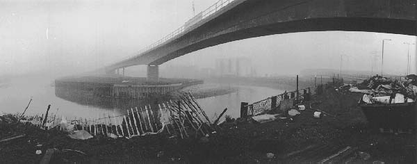 DLR crossing the Lea